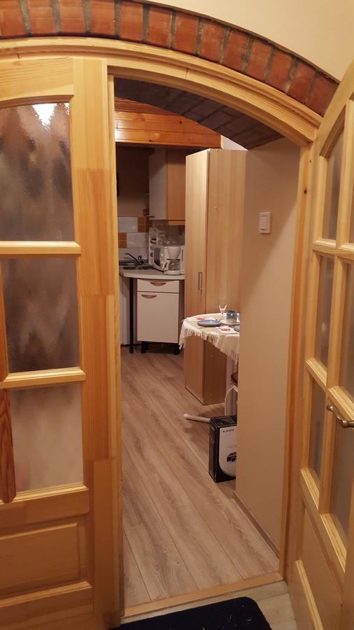 Hangulat Vendégház Apartmanok Orosháza Esterno foto