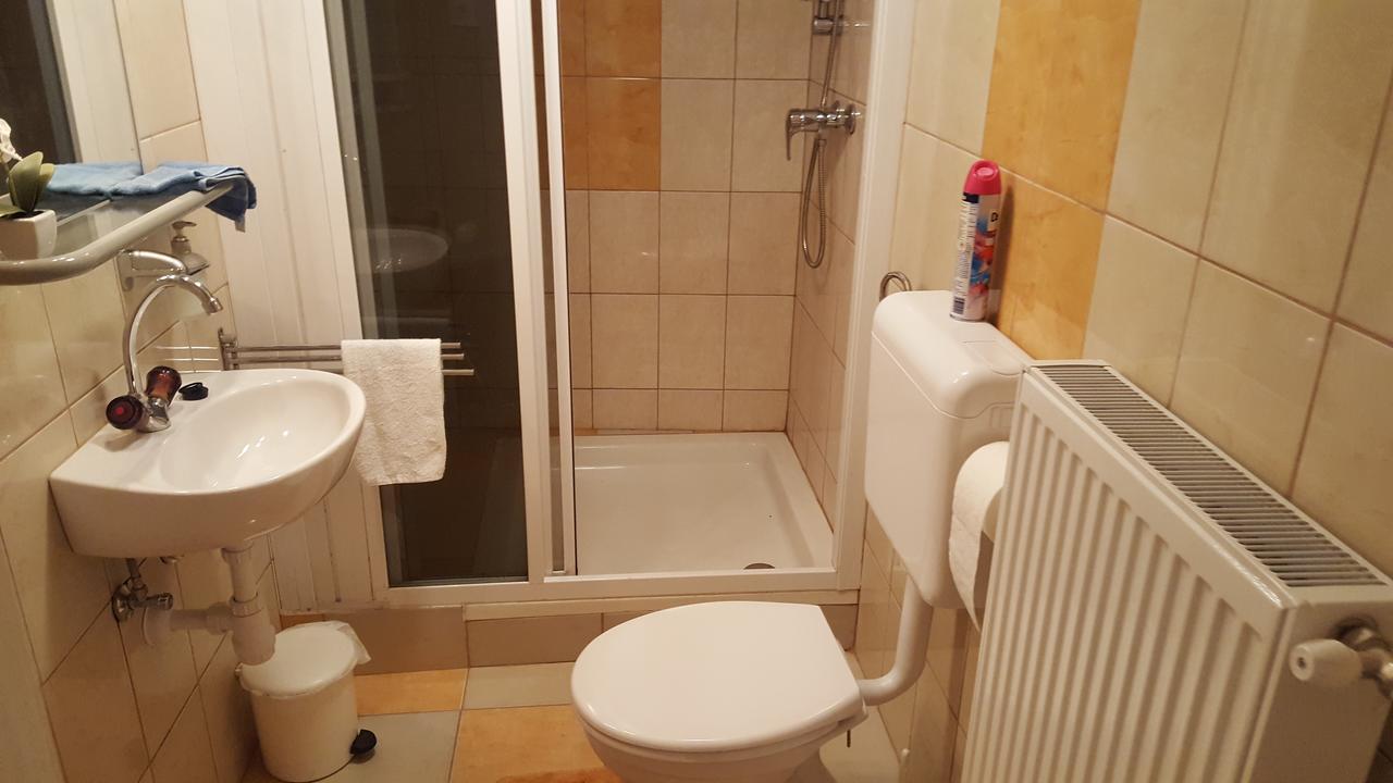 Hangulat Vendégház Apartmanok Orosháza Esterno foto