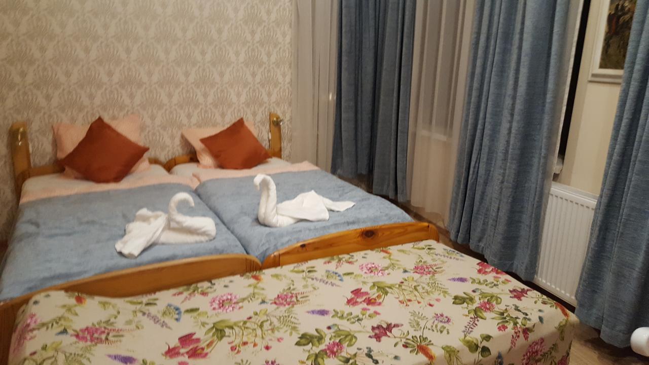 Hangulat Vendégház Apartmanok Orosháza Esterno foto