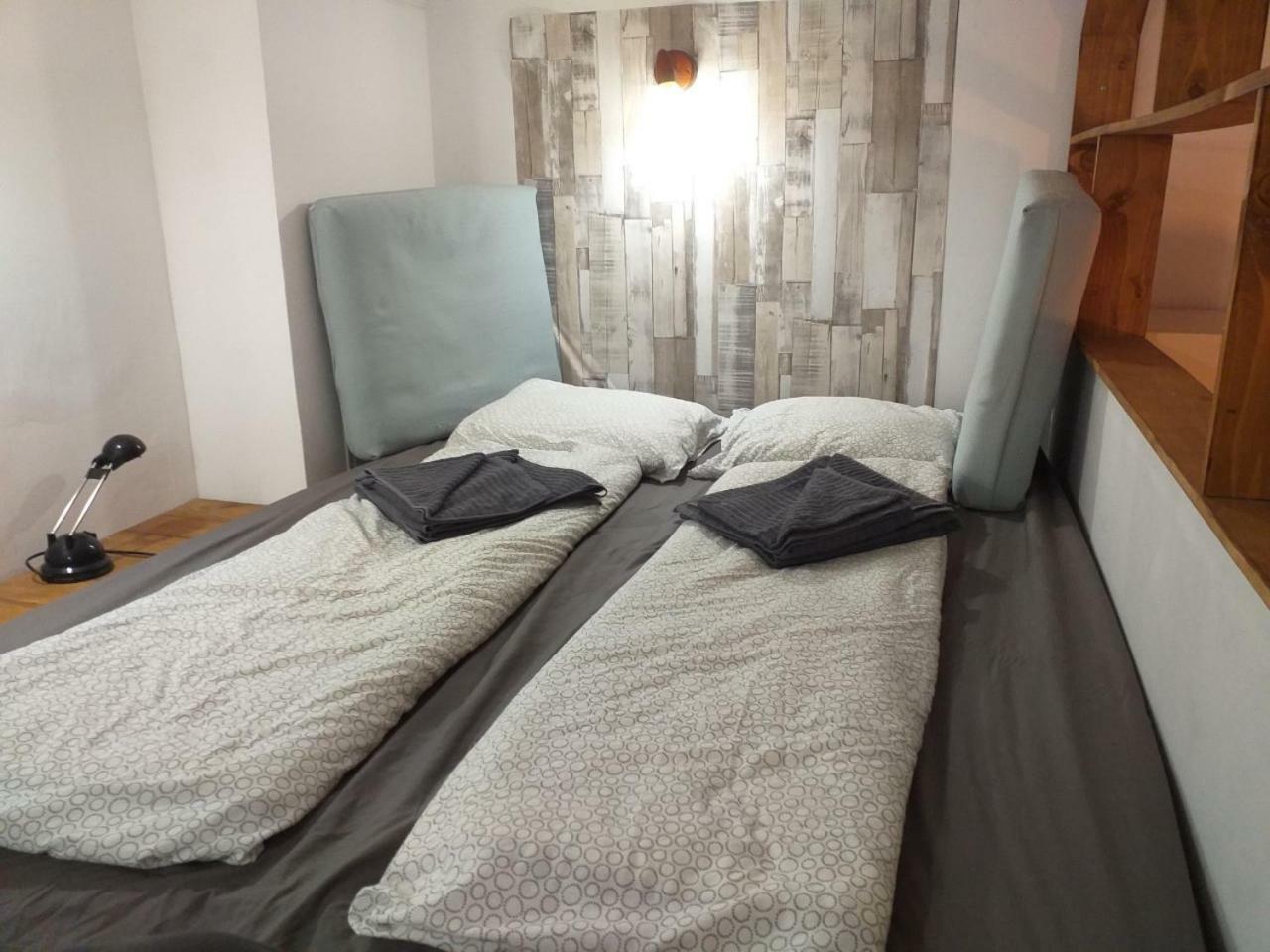 Hangulat Vendégház Apartmanok Orosháza Esterno foto