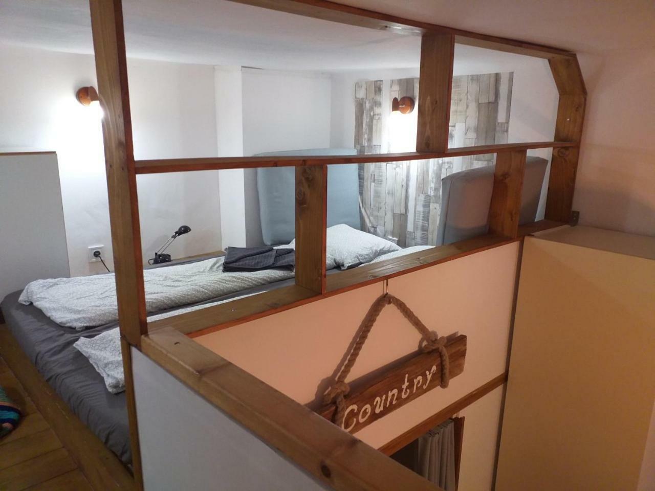 Hangulat Vendégház Apartmanok Orosháza Esterno foto